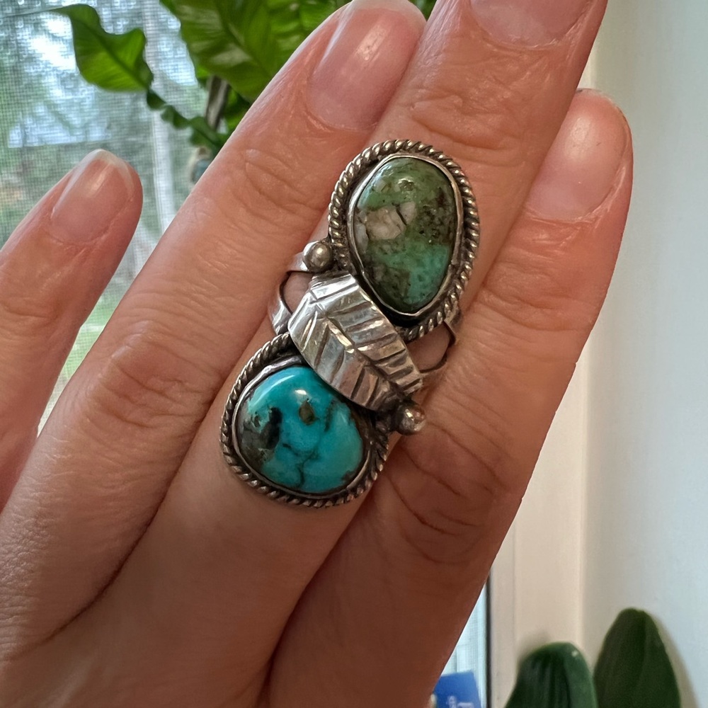 Native American Sterling & Turquoise ring
